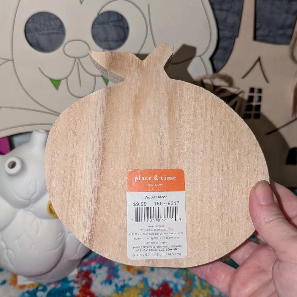 Huge lot of NEW Halloween crafts